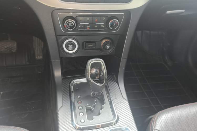 Used Geely Auto Vision 2016 1.5L Automatic Happiness Edition Gear Lever