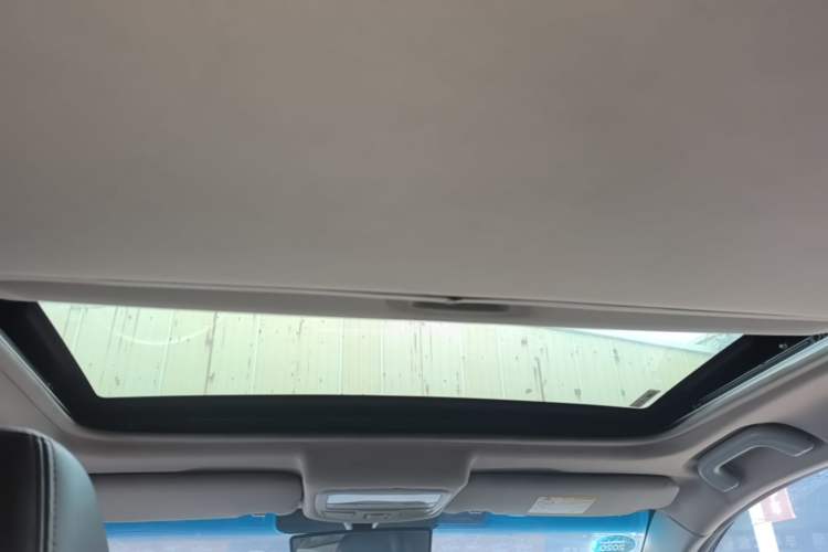 Used Geely Auto Vision 2016 1.5L Automatic Happiness Edition Headliner