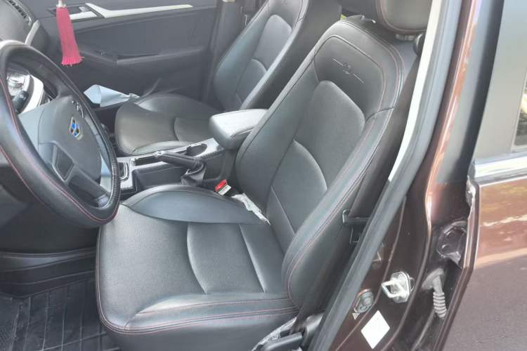Used Geely Auto Vision 2016 1.5L Manual Happiness Edition Interior 3