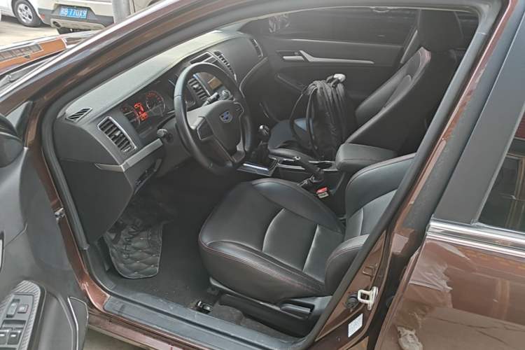 Used Geely Auto Vision 2016 1.5L Manual Happiness Edition Left Front Seat