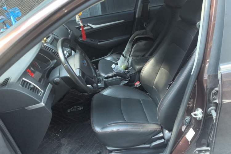 Used Geely Auto Vision 2016 1.5L Manual Happiness Edition Left Front Seat
