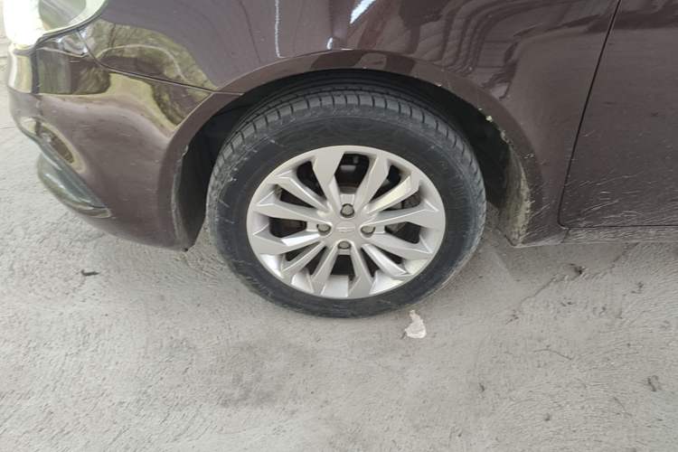Used Geely Auto Vision 2016 1.5L Manual Happiness Edition Left Front Wheel Hub