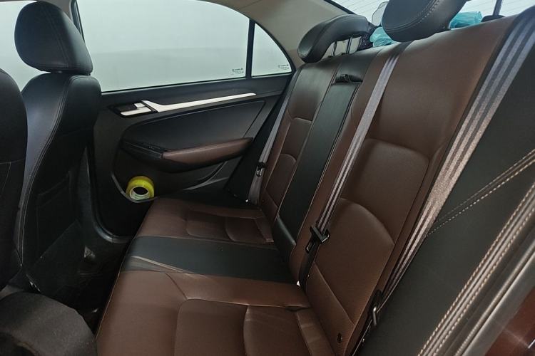 Used Geely Auto Vision 2016 1.5L Automatic Happiness Edition Left Rear Seat