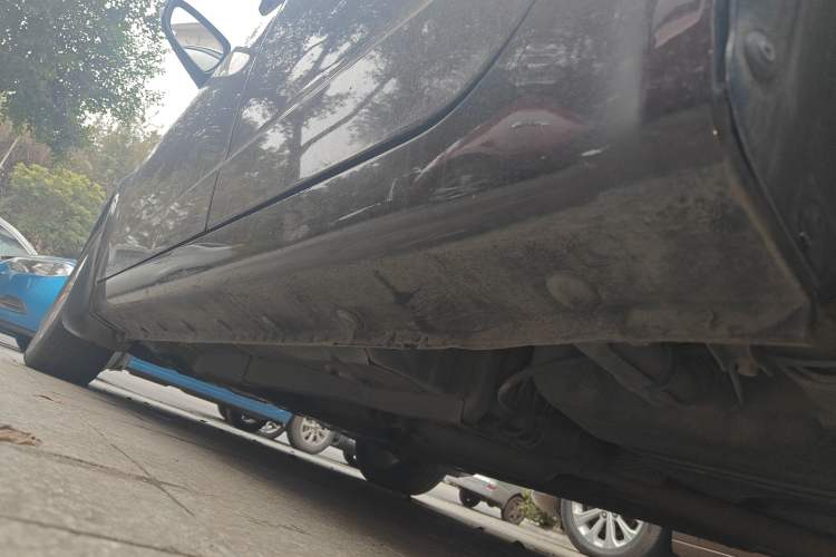 Used Geely Auto Vision 2016 1.5L Manual Happiness Edition Left Side Sill