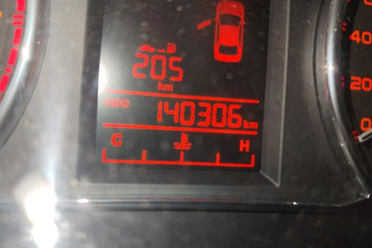 Used Geely Auto Vision 2016 1.5L Manual Happiness Edition Odometer Close Up