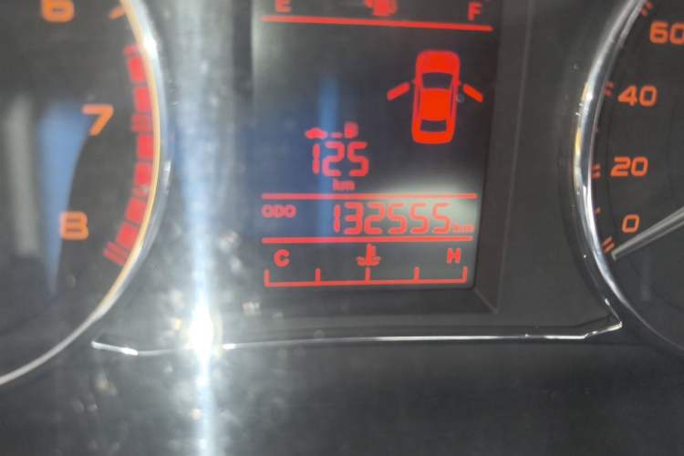 Used Geely Auto Vision 2016 1.5L Manual Happiness Edition Odometer Close Up