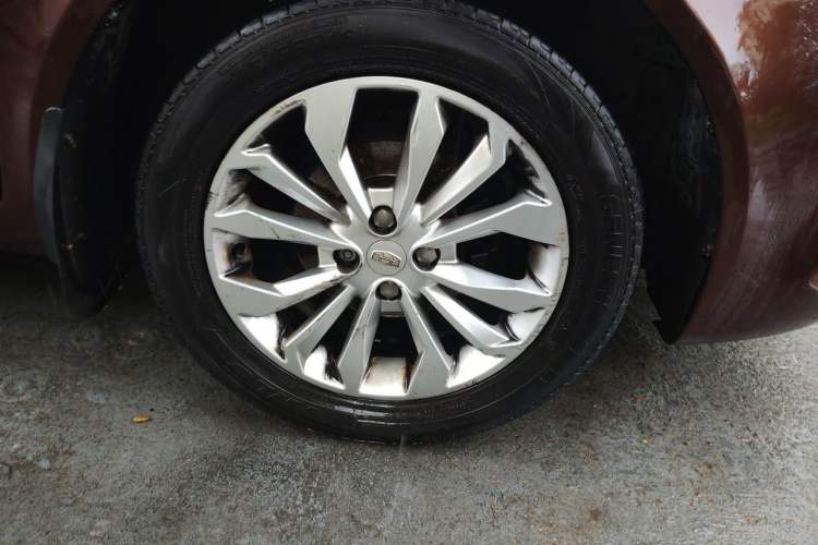 Used Geely Auto Vision 2016 1.5L Manual Happiness Edition Right Front Wheel Hub