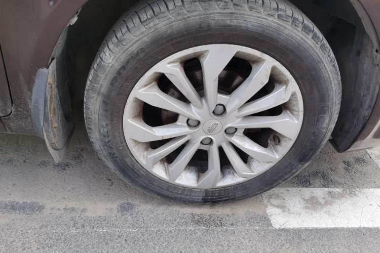Used Geely Auto Vision 2016 1.5L Manual Happiness Edition Right Front Wheel Hub