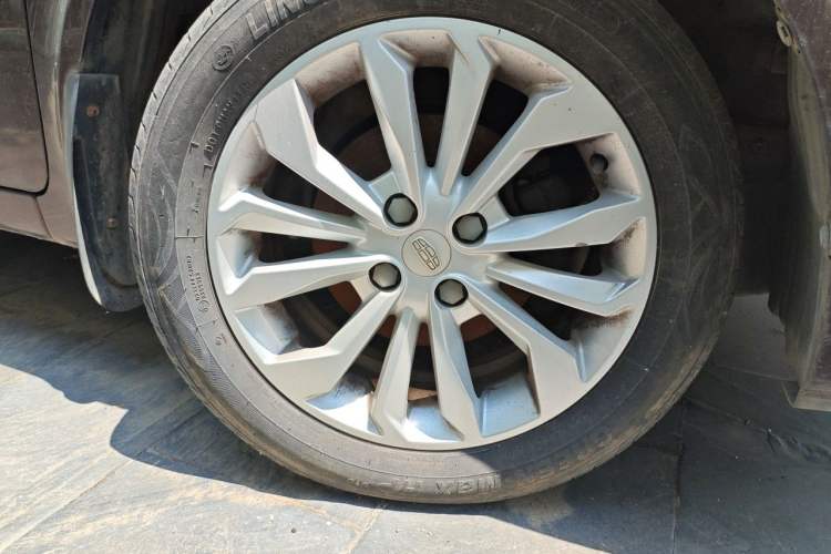 Used Geely Auto Vision 2016 1.5L Manual Happiness Edition Right Front Wheel Hub