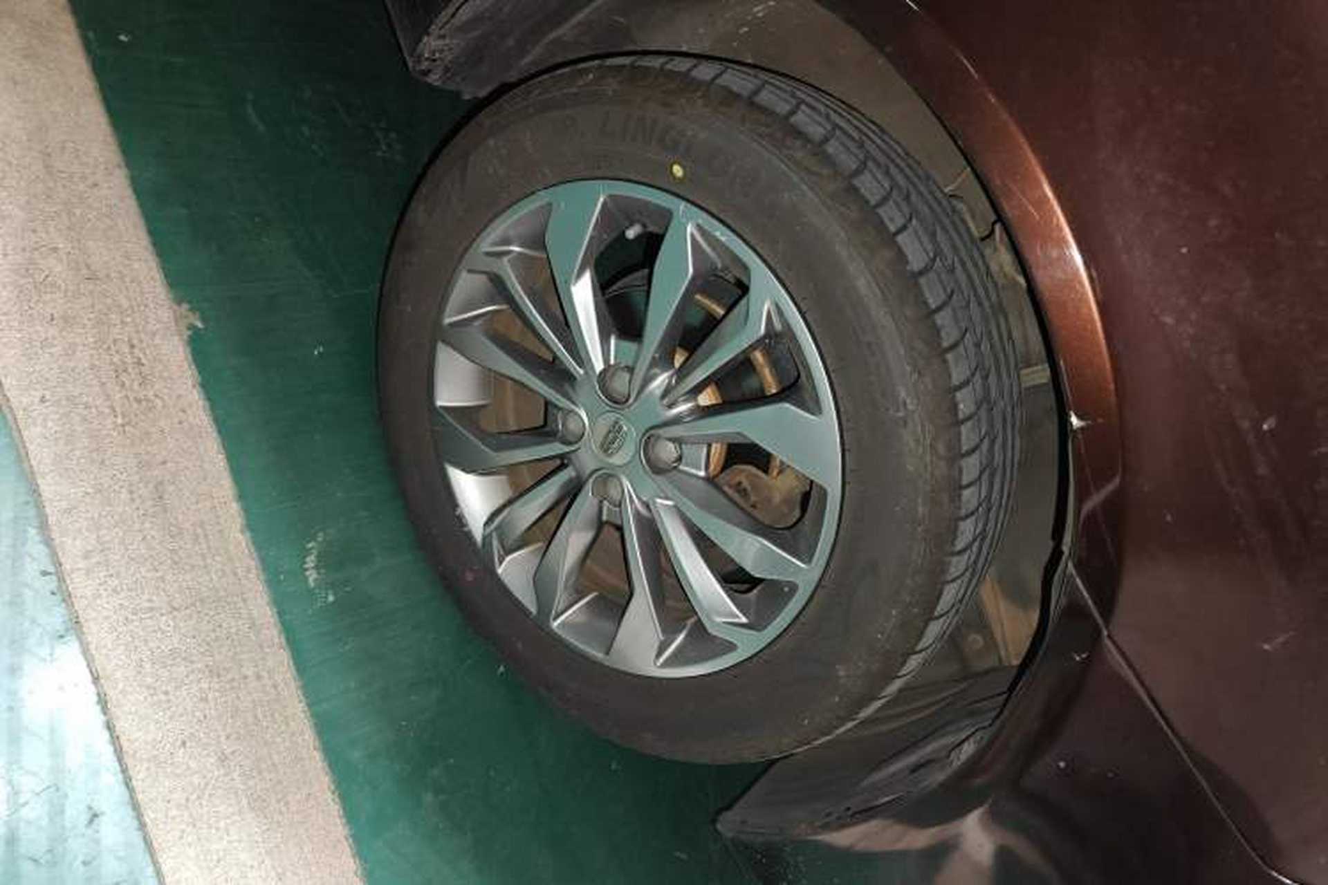 Used Geely Auto Vision 2016 1.5L Automatic Happiness Edition Right Front Wheel Hub