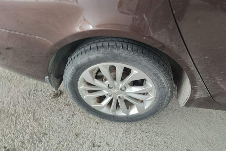 Used Geely Auto Vision 2016 1.5L Manual Happiness Edition Right Rear Wheel Hub