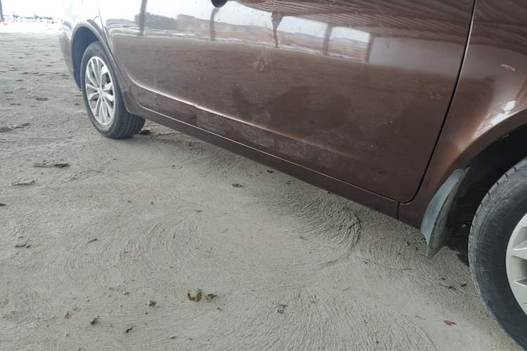 Used Geely Auto Vision 2016 1.5L Manual Happiness Edition Right Side Sill