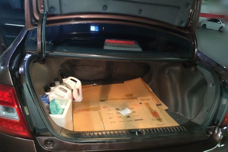 Used Geely Auto Vision 2016 1.5L Automatic Happiness Edition Trunk