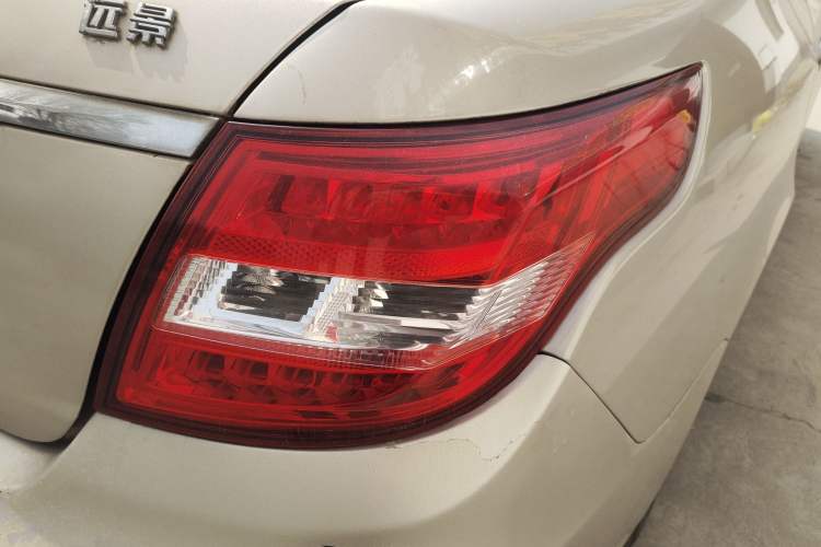 Used Geely Auto Vision 2016 1.5L Manual Happiness Edition Exterior 3