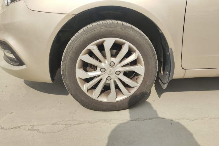 Used Geely Auto Vision 2016 1.5L Manual Happiness Edition Exterior 4