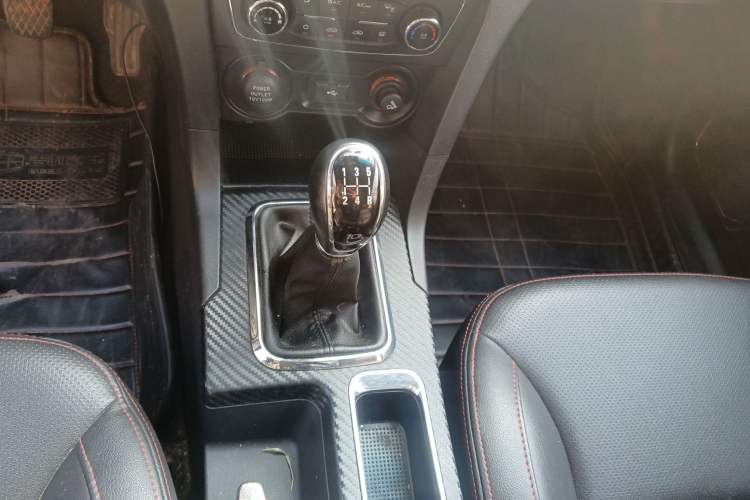 Used Geely Auto Vision 2016 1.5L Manual Happiness Edition Gear Lever