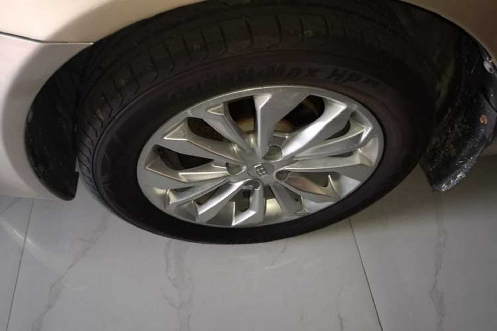 Used Geely Auto Vision 2016 1.5L Automatic Happiness Edition Left Front Wheel Hub