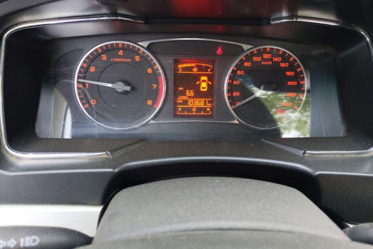 Used Geely Auto Vision 2016 1.5L Manual Happiness Edition Odometer Close Up