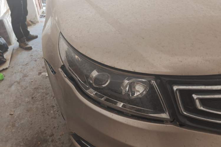 Used Geely Auto Vision 2016 1.5L Automatic Happiness Edition Right Front Headlight