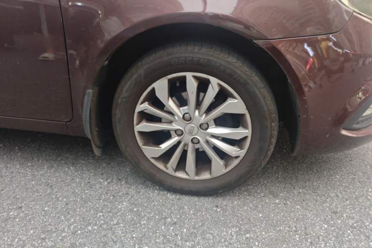 Used Geely Auto Vision 2016 1.5L Manual Happiness Edition Right Front Wheel Hub