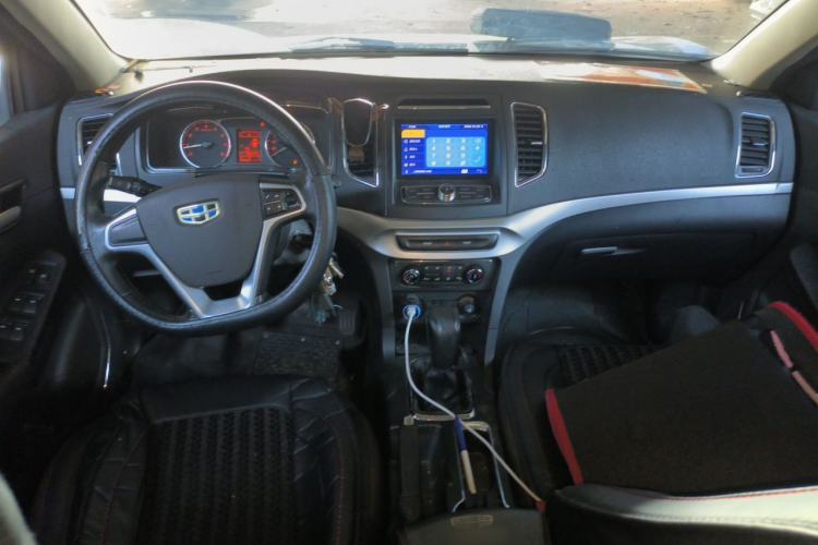 Used Geely Auto Vision 2016 1.5L Manual Happiness Edition Center Console