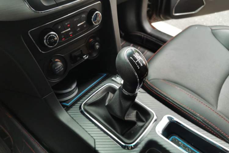Used Geely Auto Vision 2016 1.5L Manual Happiness Edition Gear Lever