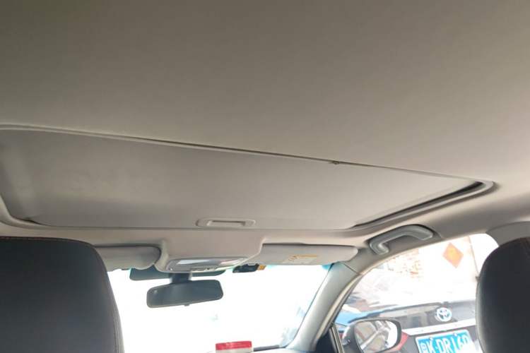 Used Geely Auto Vision 2016 1.5L Manual Happiness Edition Headliner