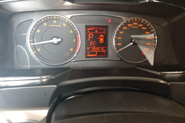 Used Geely Auto Vision 2016 1.5L Automatic Happiness Edition Odometer Close Up