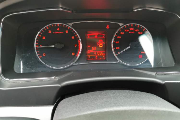 Used Geely Auto Vision 2016 1.5L Manual Happiness Edition Odometer Close Up