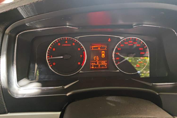 Used Geely Auto Vision 2016 1.5L Manual Happiness Edition Odometer Close Up