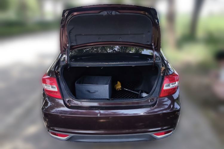 Used Geely Auto Vision 2016 1.5L Automatic Happiness Edition Trunk