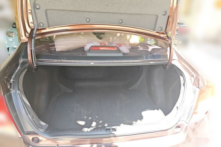 Used Geely Auto Vision 2016 1.5L Manual Happiness Edition Trunk