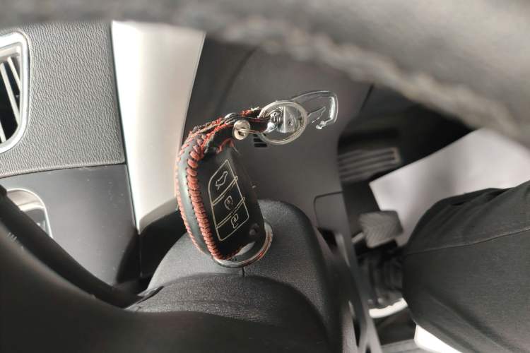 Used Geely Auto Vision 2016 1.5L Manual Happiness Edition Interior 1