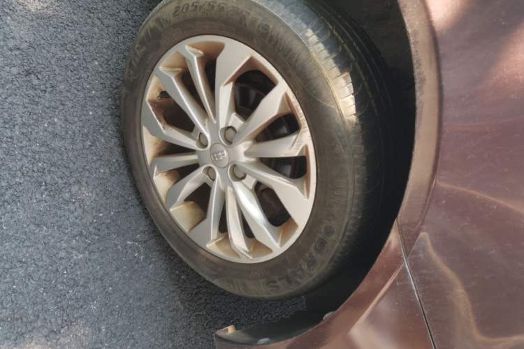 Used Geely Auto Vision 2016 1.5L Manual Happiness Edition Right Front Wheel Hub