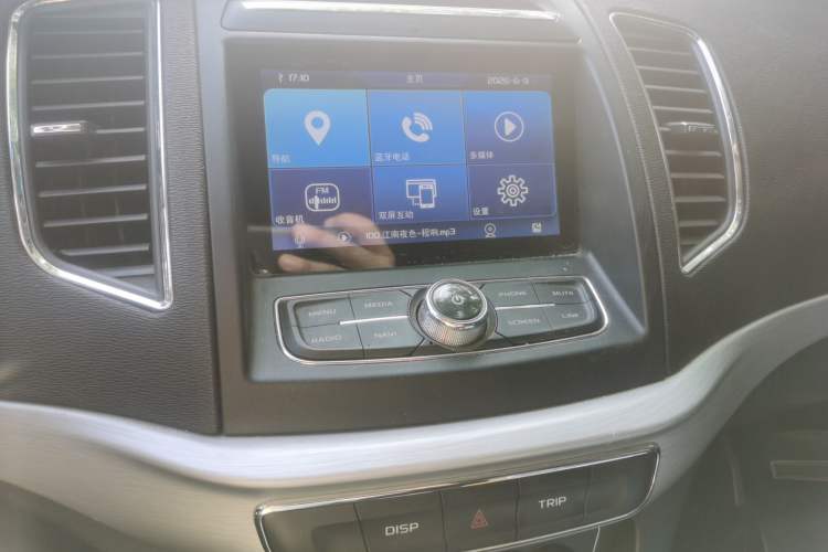 Used Geely Auto Vision 2016 1.5L Automatic Happiness Edition Audio And AC Panel