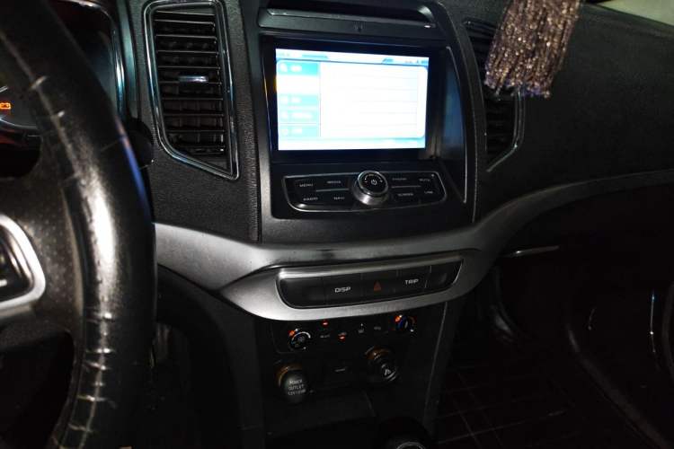 Used Geely Auto Vision 2016 1.5L Manual Happiness Edition Audio And AC Panel