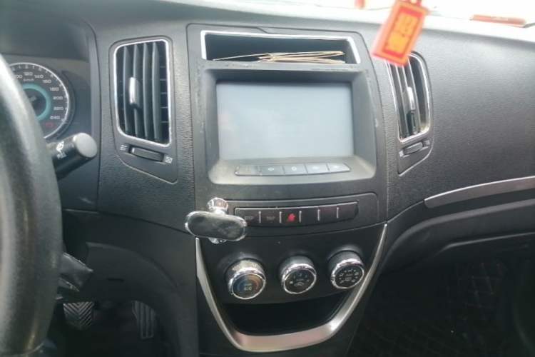 Used Geely Auto Vision 2016 1.5L Manual Happiness Edition Audio And AC Panel