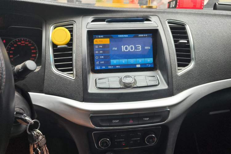 Used Geely Auto Vision 2016 1.5L Manual Happiness Edition Audio And AC Panel