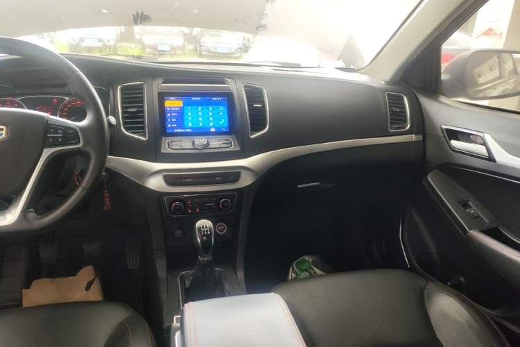 Used Geely Auto Vision 2016 1.5L Manual Happiness Edition Audio And AC Panel