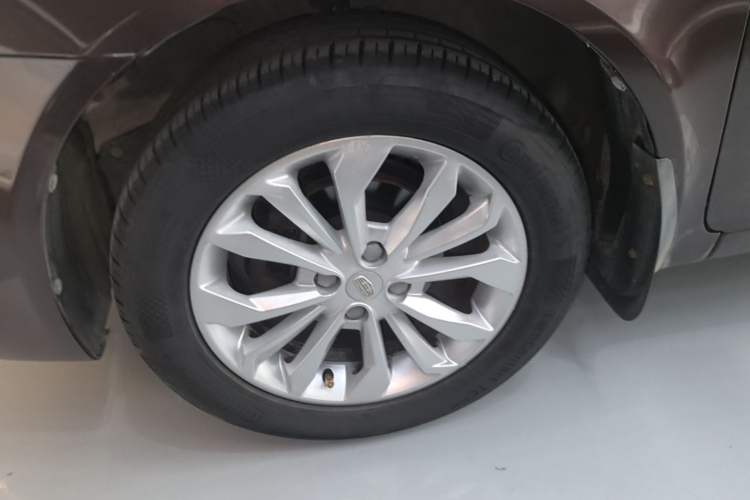 Used Geely Auto Vision 2016 1.5L Automatic Happiness Edition Exterior 4