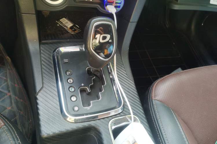 Used Geely Auto Vision 2016 1.5L Automatic Happiness Edition Gear Lever