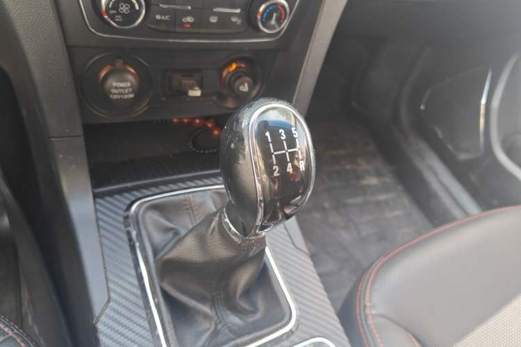Used Geely Auto Vision 2016 1.5L Manual Happiness Edition Gear Lever