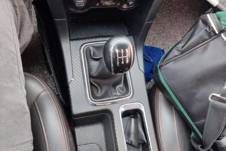 Used Geely Auto Vision 2016 1.5L Manual Happiness Edition Gear Lever