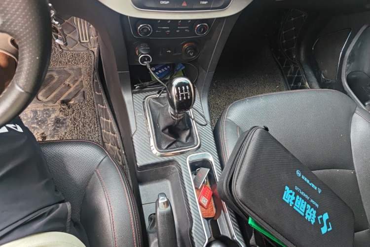 Used Geely Auto Vision 2016 1.5L Manual Happiness Edition Gear Lever