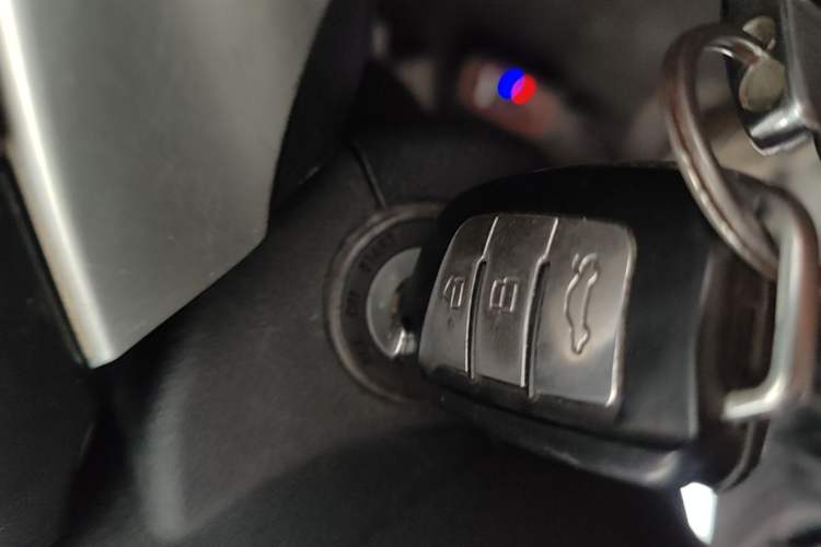 Used Geely Auto Vision 2016 1.5L Manual Happiness Edition Interior 1