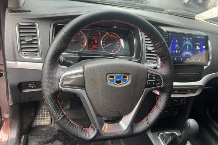 Used Geely Auto Vision 2016 1.5L Manual Happiness Edition Interior 3