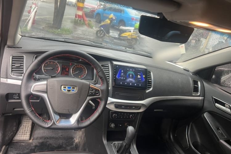 Used Geely Auto Vision 2016 1.5L Manual Happiness Edition Interior 4