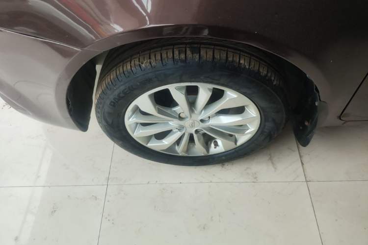 Used Geely Auto Vision 2016 1.5L Manual Happiness Edition Left Front Wheel Hub