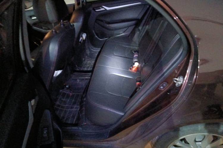 Used Geely Auto Vision 2016 1.5L Automatic Happiness Edition Left Rear Seat