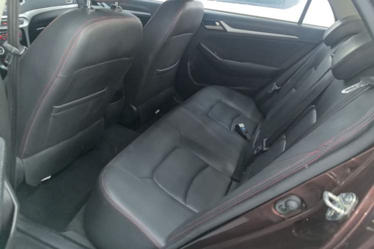 Used Geely Auto Vision 2016 1.5L Automatic Happiness Edition Left Rear Seat
